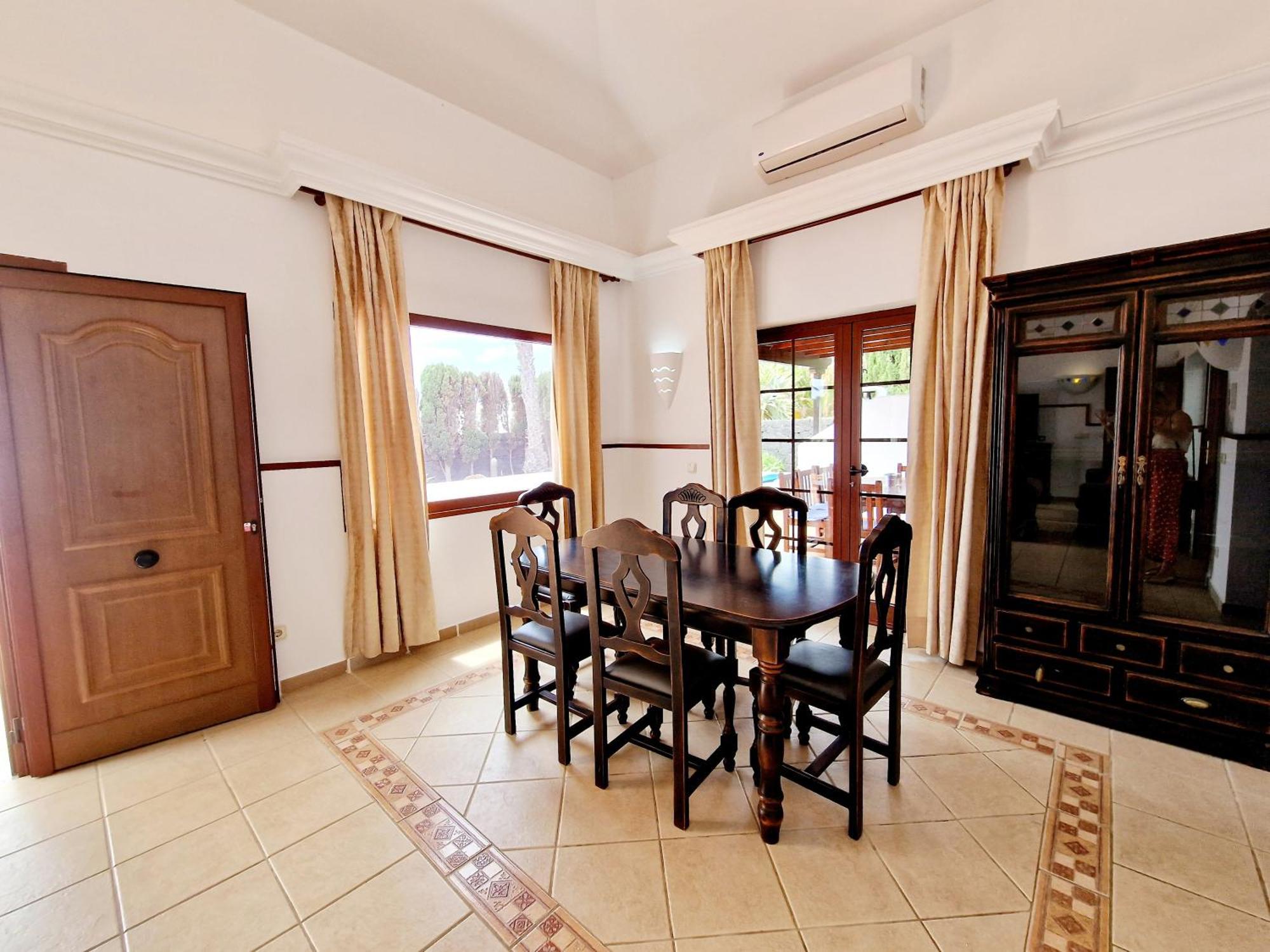 Ferienhaus Marta Con Piscina Privada Climatizada